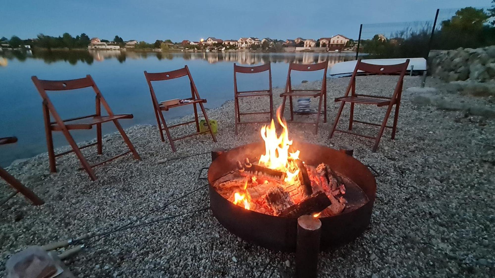 Vila Ferie Dunajska Luzna Buitenkant foto